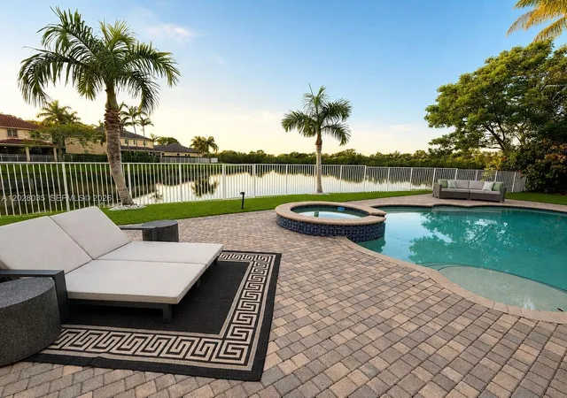 Homes for sale in Weston, FL | 1088 Skylark Dr, Weston, FL 33327 | MLS# A12028035