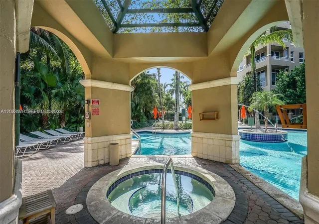 4th image of 19501 W Country Club Dr #2313, Aventura, FL 33180 | MLS# A12028079