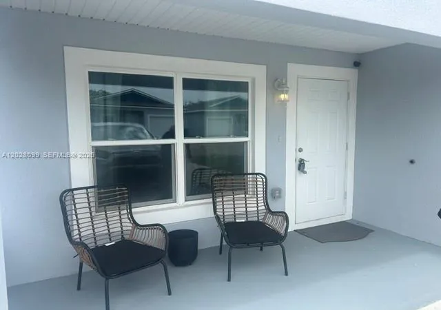 3rd image of 1497 Las Villas Blvd, Sebring, FL 33870 | MLS# A12028099
