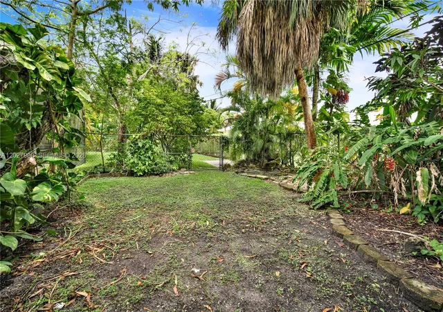 43rd image of 6980 Sw 104th St, Pinecrest, FL 33156 | MLS# A12027900