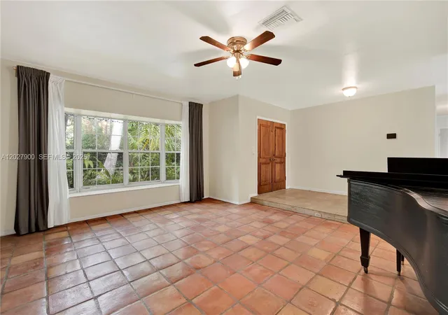 4th image of 6980 Sw 104Th St, Pinecrest, FL 33156 | MLS# A12027900