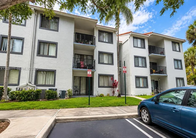 2nd image of 9022 W Atlantic Blvd #223, Coral Springs, FL 33071 | MLS# A12028177