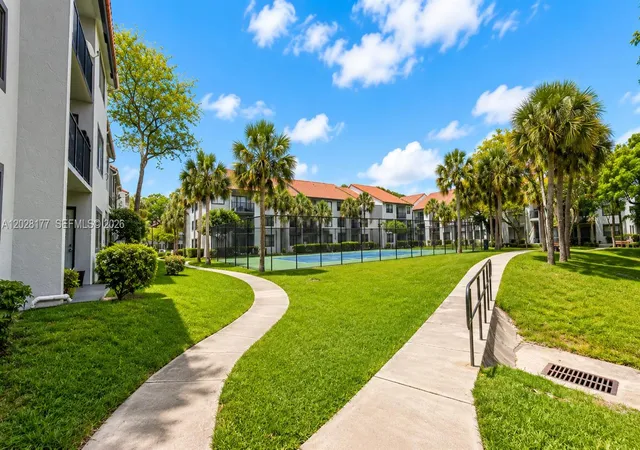 2nd image of 9022 W Atlantic Blvd, Coral Springs, FL 33071