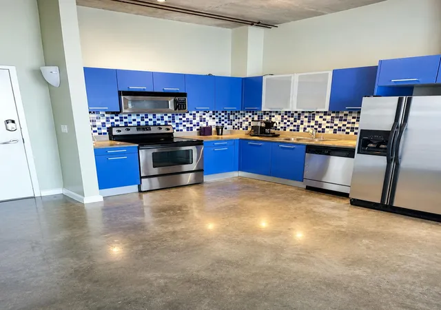 Homes for sale in Fort Lauderdale, FL | 313 NE 2nd St NE, Fort Lauderdale, FL 33301
