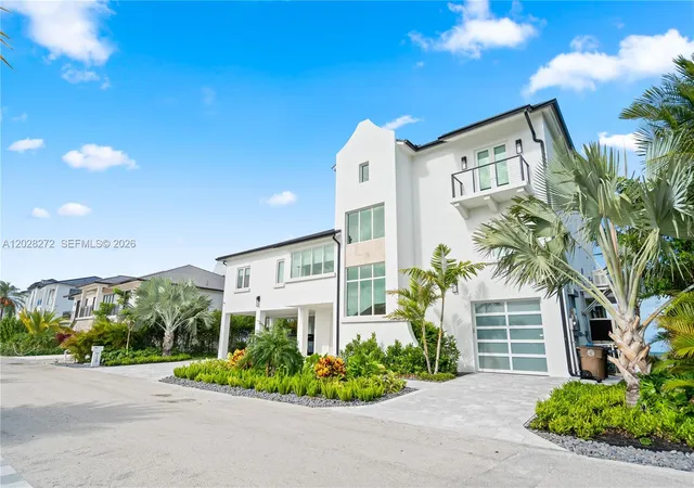 5th image of 128 Sunrise Dr, Marathon, FL 33050 | MLS# A12028272