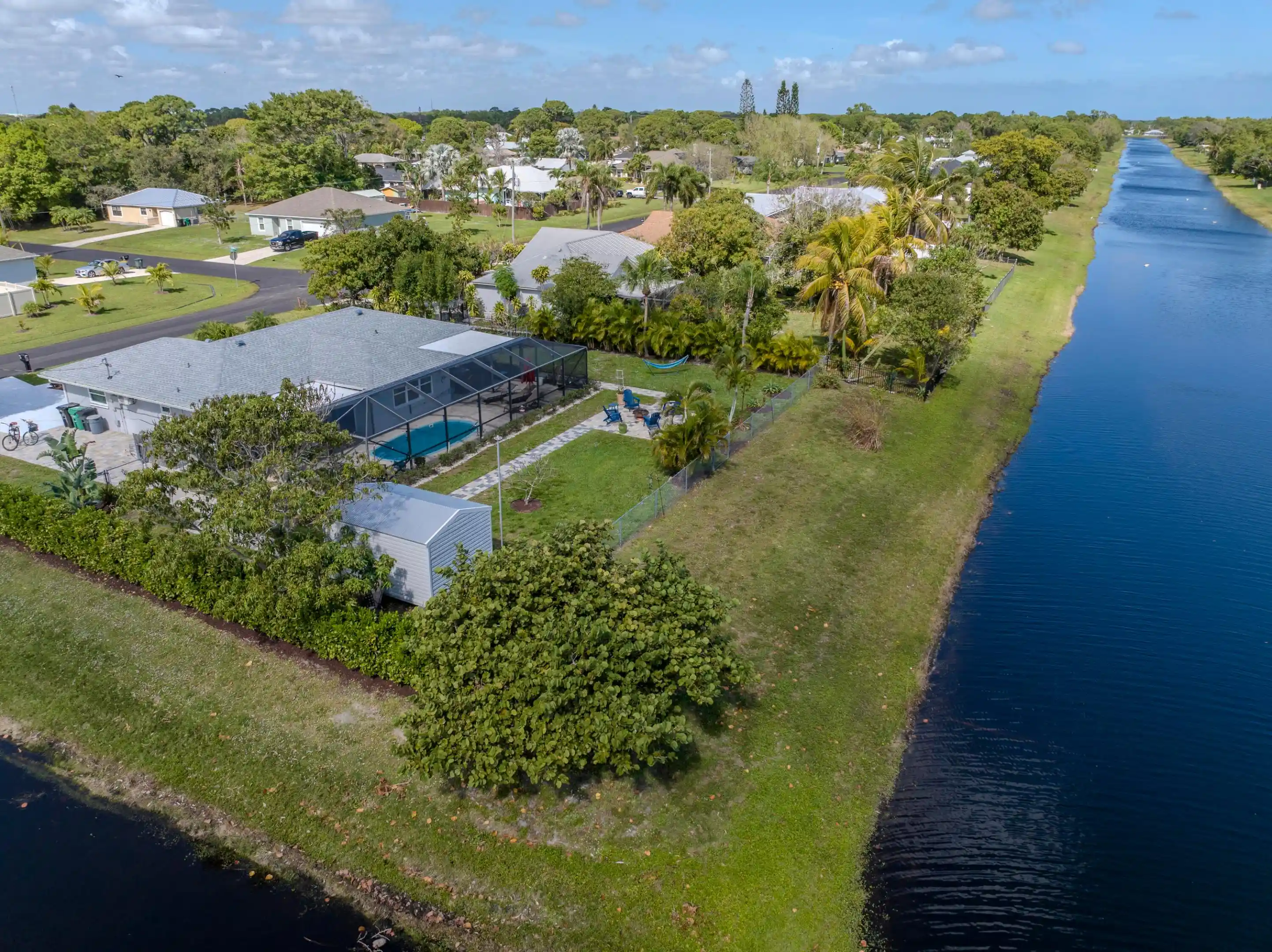 Photo 1 of Single family home for sale at 2513 Se Hallahan St, Port Saint Lucie, FL 34952 | MLS# B26034990 | Listing updated on 2026-10-23