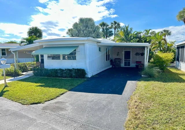 Homes for sale in Deerfield Beach, FL | 425 Bougainvilla Dr, Deerfield Beach, FL 33442 | MLS# B26035085