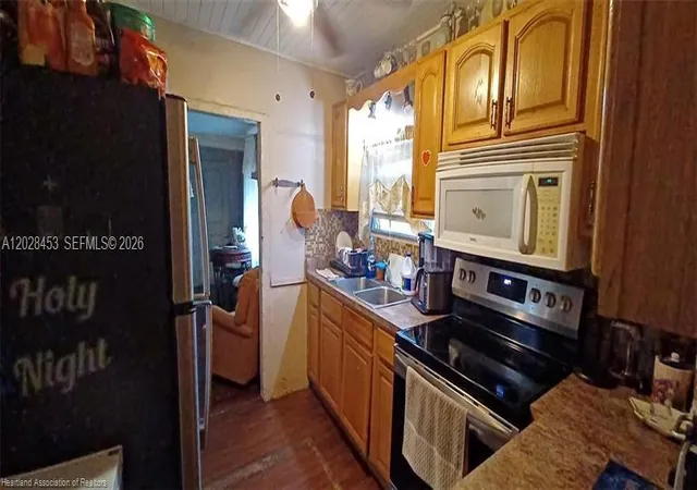 5th image of 509 S Florida Ave, Avon Park, FL 33825 | MLS# A12028453