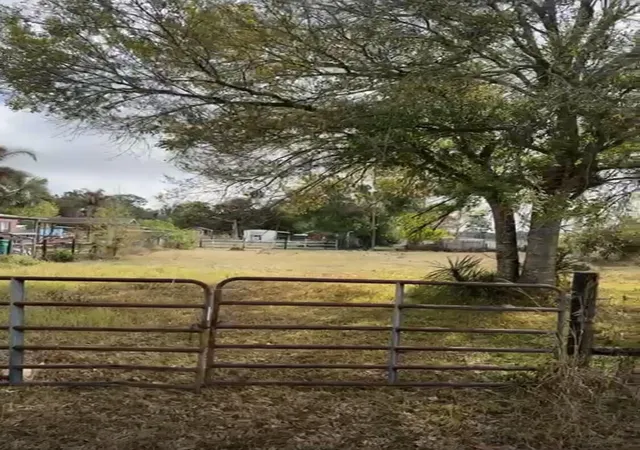 1st image of 854 Ne 42nd Ter, Okeechobee, FL 34972 | MLS# B26035167