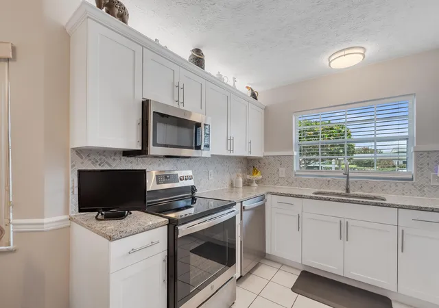 Photo 3 of Condo for sale at 740 Lake Orchid Cir #104, Vero Beach, FL 32962 | MLS# B26035245 | Listing updated on 2026-09-23