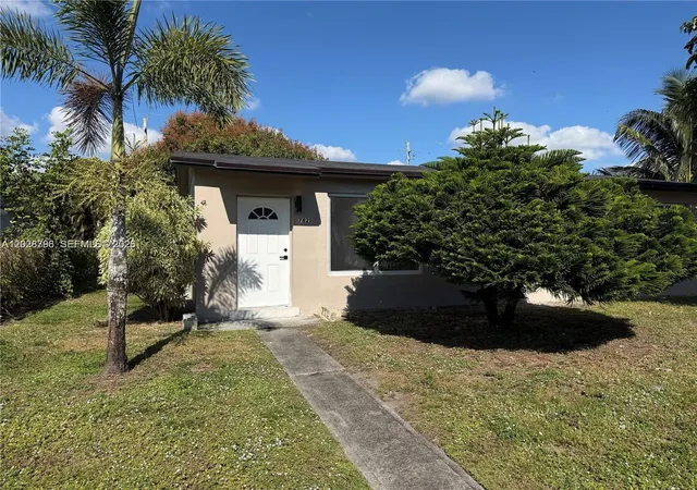 1st image of 7821 Nw 30th St, Davie, FL 33024 | MLS# A12028796