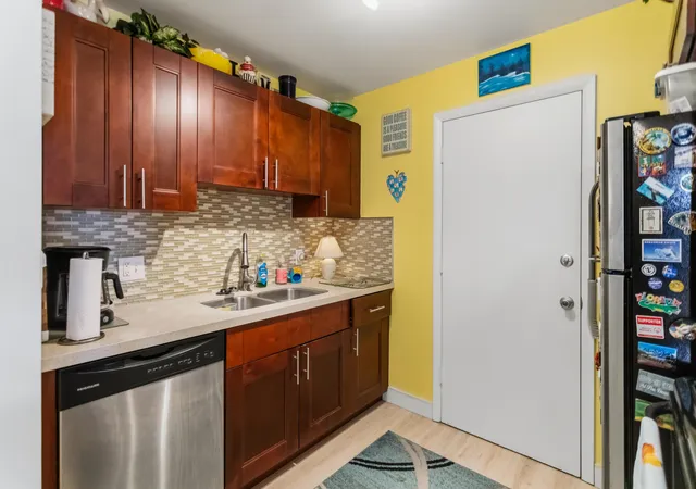 Listing Photo 5 - Condo for sale in building located at 101 E Mcnab Rd, Pompano Beach, FL 33060 - Unit #408