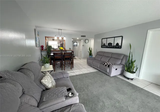 3rd image of 9281 Sunrise Lakes Blvd, Sunrise, FL 33322