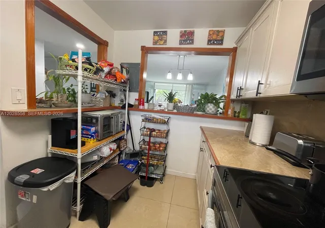 5th image of 9281 Sunrise Lakes Blvd, Sunrise, FL 33322