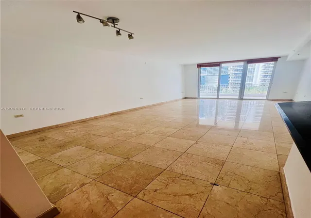 5th image of 801 Brickell Key Blvd #906, Miami, FL 33131 | MLS# A12028616