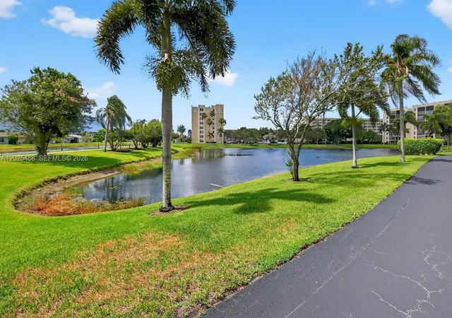 Homes for sale in Delray Beach, FL | 7270 Ashford Pl #308, Delray Beach, FL 33446 | MLS# A12025488