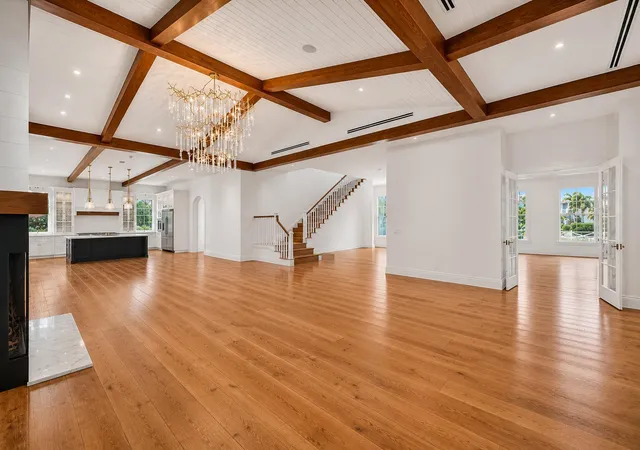 Photo 4 of Single family home for sale at 10250 El Paraiso Pl, Delray Beach, FL 33446 | MLS# B26035467 | Listing updated on 2026-09-23