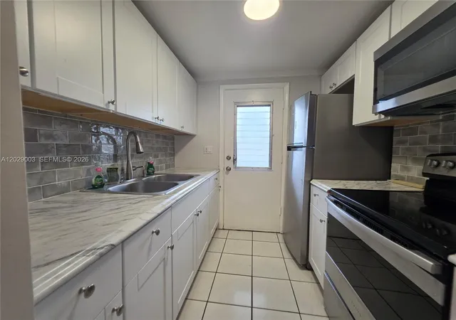 Homes for sale in Miami, FL | 17000 Ne 14Th Ave #109, Miami, FL 33162 | MLS# A12029003