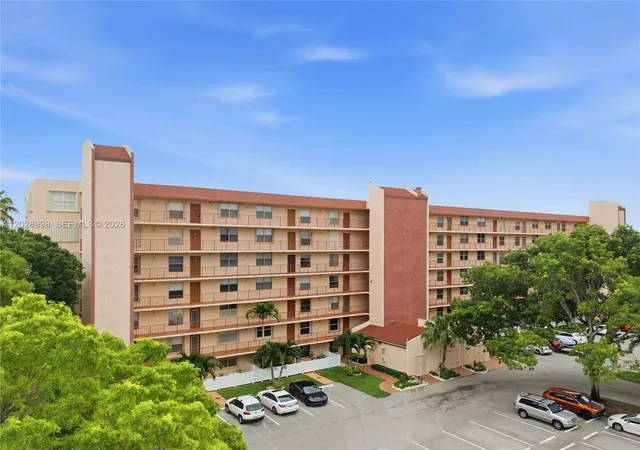 Homes for sale in Delray Beach, FL | 14623 Bonaire Blvd #405, Delray Beach, FL 33446 | MLS# A12028998