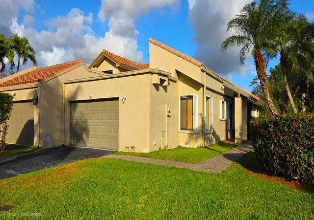 Homes for sale in Weston, FL | 566 Village Lake Dr, Weston, FL 33326 | MLS# B26035505
