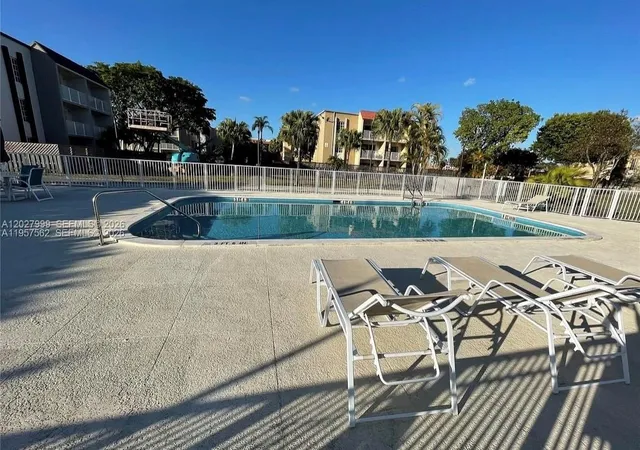 3rd image of 4800 Nw 79Th Ave, Miami, FL 33166