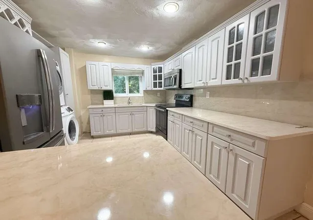 Photo 3 of Condo for sale at 2210 Taylor St #207, Hollywood, FL 33020 | MLS# B26035616 | Listing updated on 2026-10-08