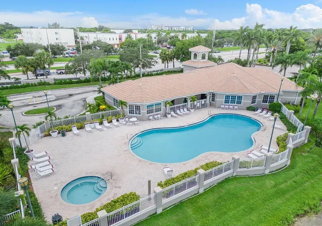 35th image of 5011 Wiles Rd #Unit 303, Coconut Creek, FL 33073 | MLS# B26035654