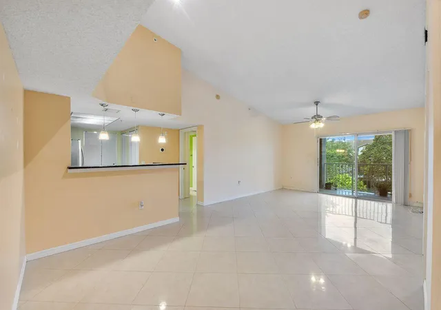 5th image of 5011 Wiles Rd, Coconut Creek, FL 33073