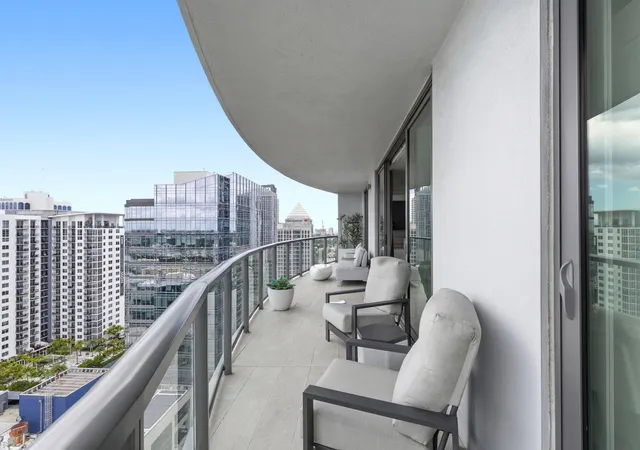 Photo 1 of Sale Pending at 100 E Las Olas Blvd #2802, Fort Lauderdale, FL 33301 | MLS# B26035778 | Listing updated on 2026-10-05