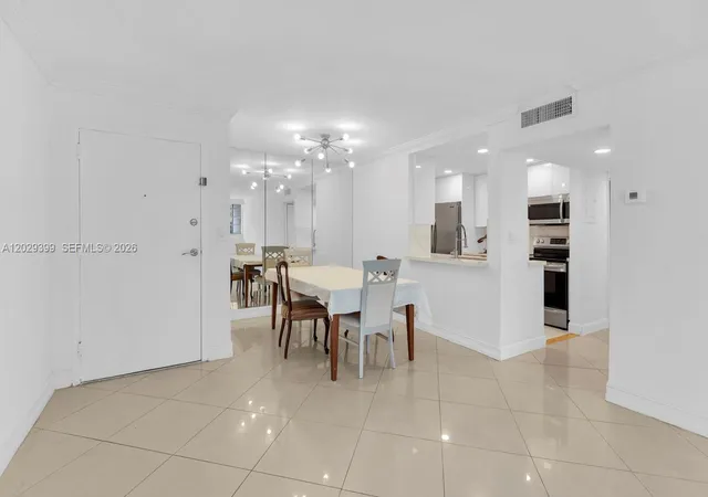 4th image of 16518 Ne 26Th Ave, North Miami Beach, FL 33160