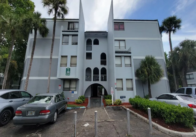 Photo 1 of Condo for sale at 1950 N Congress Ave #206, West Palm Beach, FL 33401 | MLS# B26035801 | Listing updated on 2026-10-05