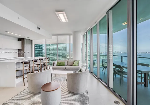 4th image of 2900 Ne 7Th Ave #3702, Miami, FL 33137 | MLS# A12026806