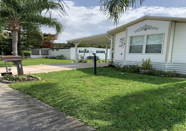Homes for sale in Port Saint Lucie, FL | 3 Mediterranean Blvd E, Port Saint Lucie, FL 34952 | MLS# B26035931