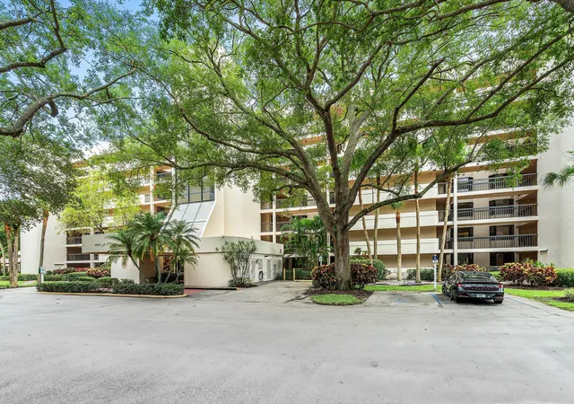 Photo 1 of Condo for sale at 6620 Boca Del Mar Dr #Apt 507, Boca Raton, FL 33433 | MLS# B26035998 | Listing updated on 2026-10-08