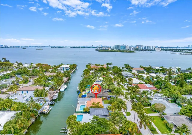 2nd image of 1161 Ne 86th St, Miami, FL 33138 | MLS# A12029835
