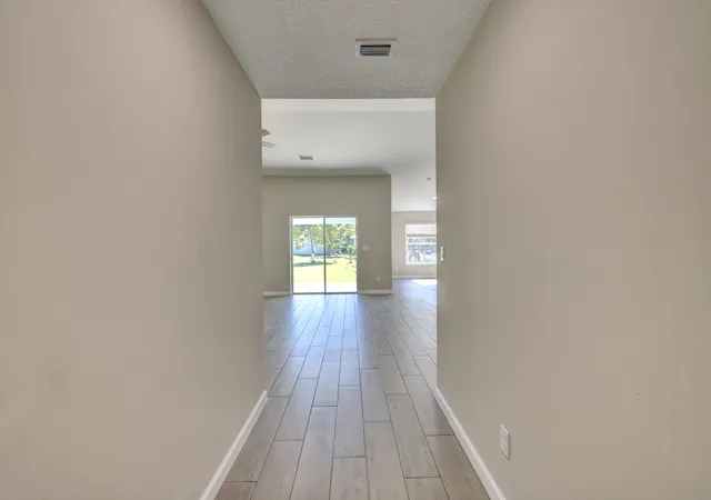 4th image of 757 Sw Sardinia Ave, Port St Lucie, FL 34953 | MLS# B26036125