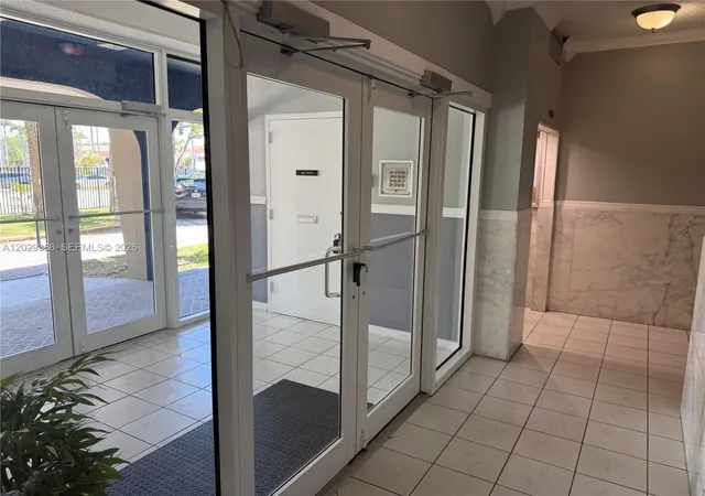 2nd image of 501 E Dania Beach Blvd #54D, Dania, FL 33004 | MLS# A12029388