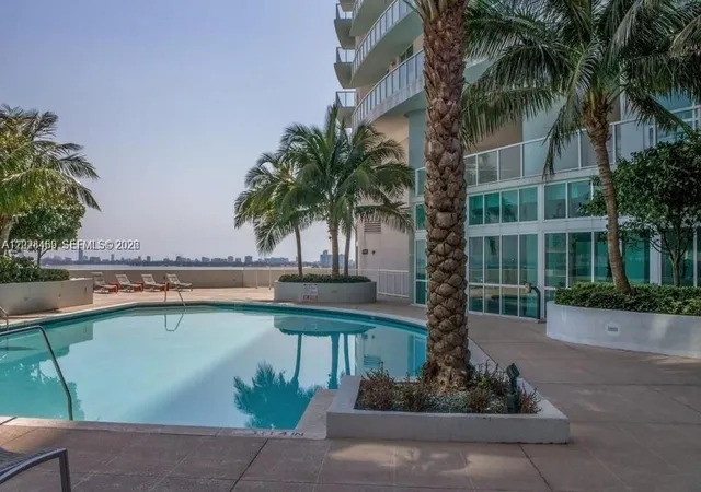 Homes for sale in Miami, FL | 1900 N Bayshore Dr #2415, Miami, FL 33132 | MLS# A12028459