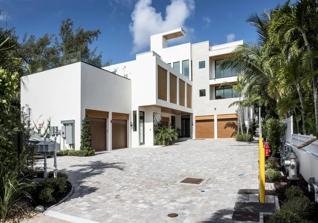 58th image of 900 Lago Mar Ln #Penthouse, Boca Raton, FL 33431 | MLS# B26036171