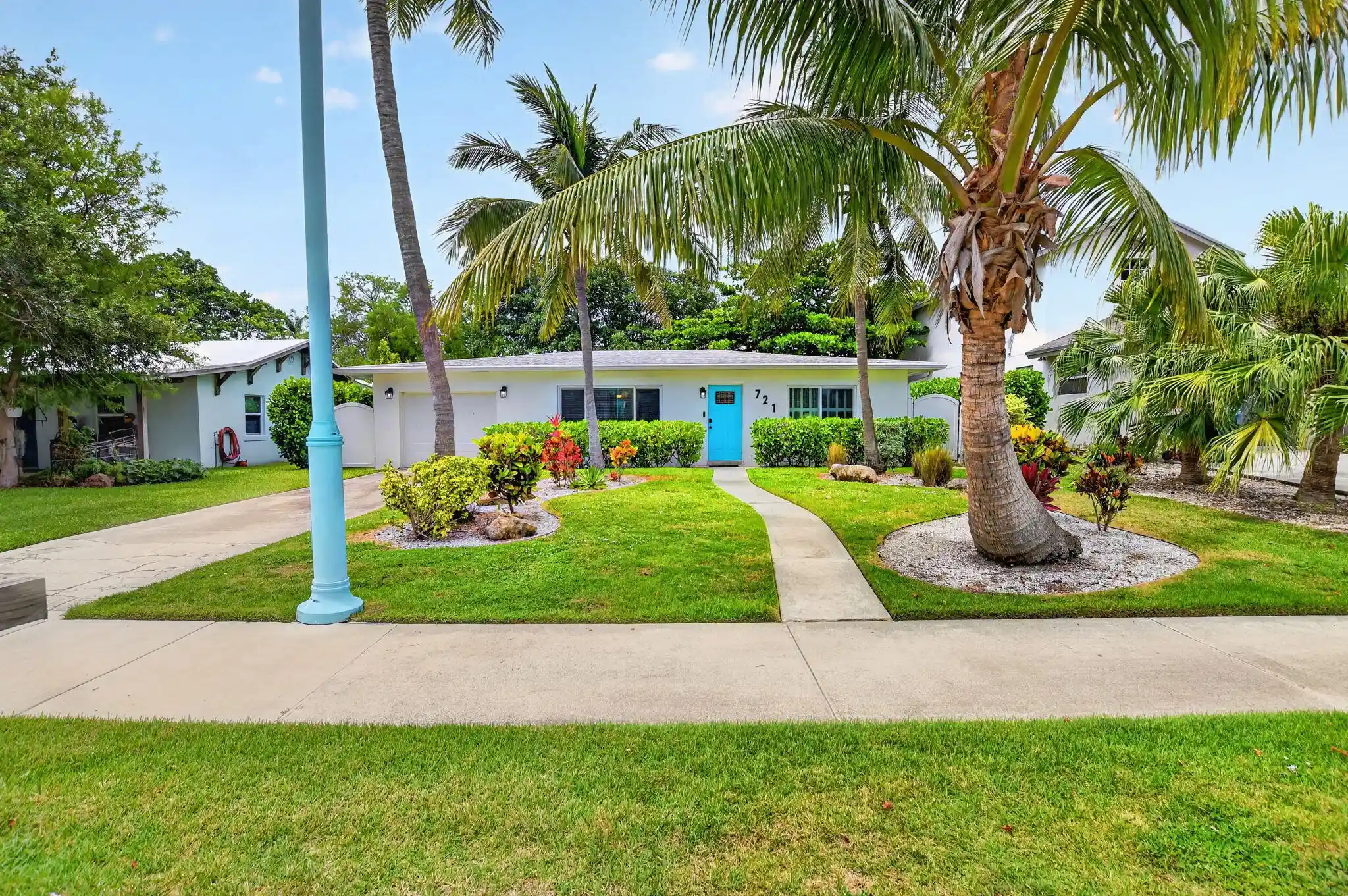 Photo 1 of Single family home for sale at 721 Ne 8th Avenue, Boynton Beach, FL 33435 | MLS# B26036174 | Listing updated on 2026-10-27