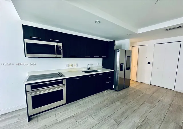 4th image of 55 Sw 9Th St #3409, Miami, FL 33130 | MLS# A12029773