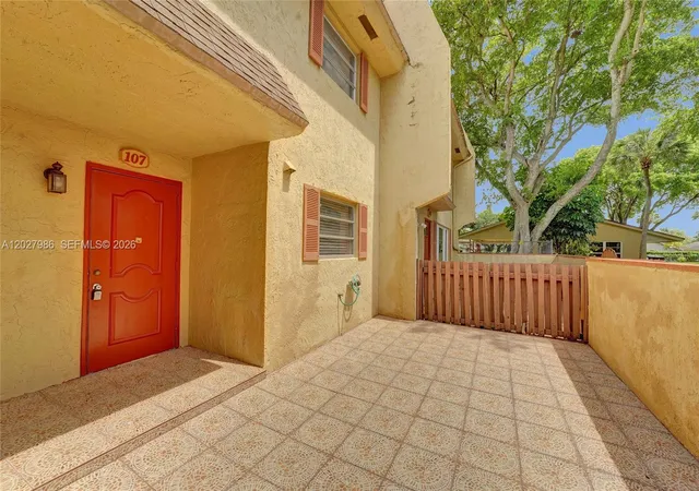 2nd image of 7175 Nova Dr #107, Davie, FL 33317 | MLS# A12027986