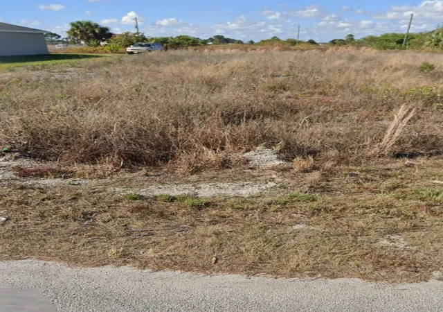 2nd image of 9024 W Justice Cir, Labelle, FL 33935 | MLS# B26036223