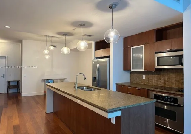 5th image of 111 N 12 St #1620, Tampa, FL 33602 | MLS# A12030167
