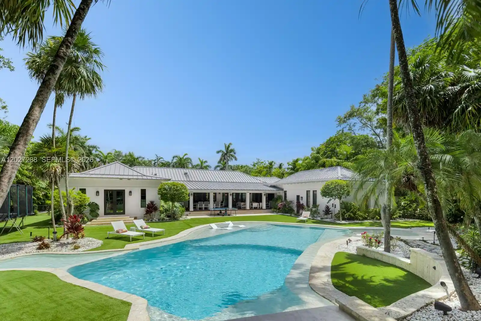 Listing Photo 1 - Condo for sale at Oasis, Unit 7101 SW 66th Street, Oasis, Miami, FL 33155 | Built Year: 1975-1980