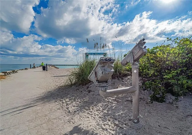 3rd image of 1315 Bayshore Dr, Fort Pierce, FL 34949