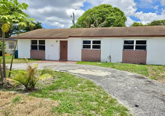 Photo 1 of Single family home for sale at 1216 Giller Ave, West Palm Beach, FL 33407 | MLS# B26036267 | Listing updated on 2026-10-01