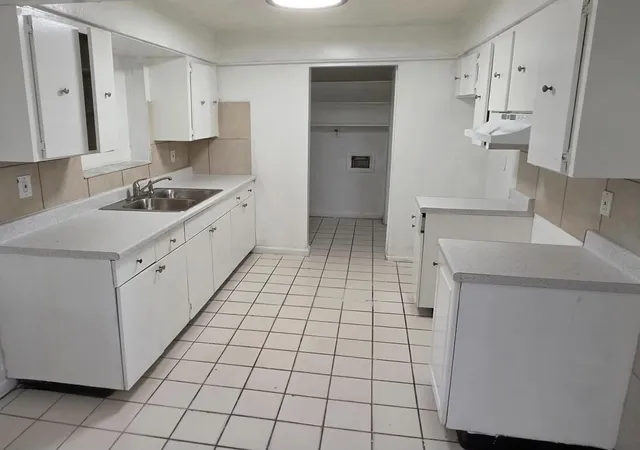 Photo 4 of Single family home for sale at 1216 Giller Ave, West Palm Beach, FL 33407 | MLS# B26036267 | Listing updated on 2026-10-01