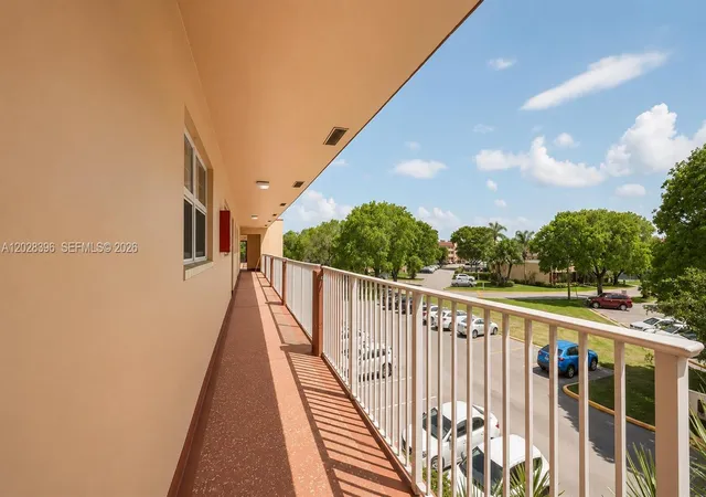 2nd image of 2811 N Pine Island Rd #302, Sunrise, FL 33322 | MLS# A12028396