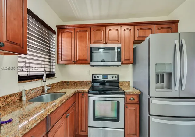 4th image of 2811 N Pine Island Rd #302, Sunrise, FL 33322 | MLS# A12028396
